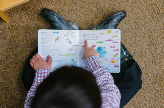 Leitura infantil – Porque é tão importante ler paracom a sua criança